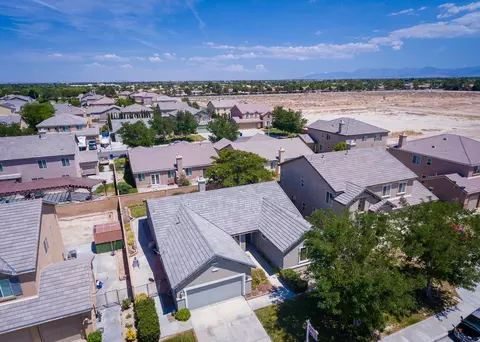 44620 Ruthron Ave, Lancaster, CA 93536 photo 30