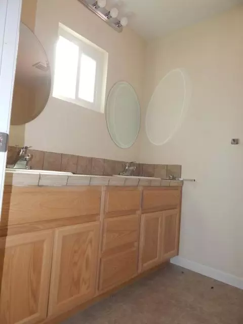 1227 Pasteur Dr, Lancaster, CA 93535 photo 29