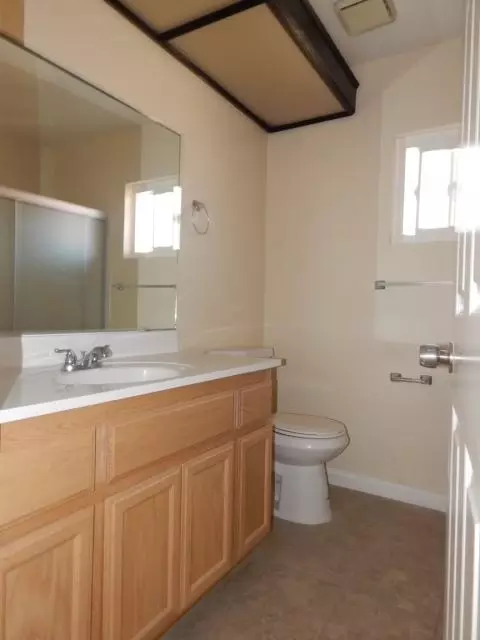1227 Pasteur Dr, Lancaster, CA 93535 photo 20