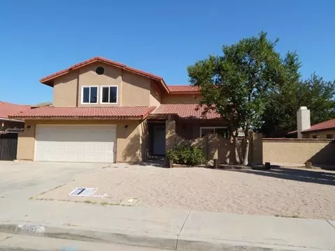 1227 Pasteur Dr, Lancaster, CA 93535 photo 1