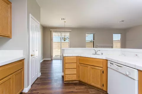 45527 17th St E, Lancaster, CA 93535 photo 9