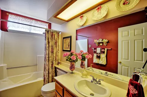 44019 E 12th St, Lancaster, CA 93535 photo 18