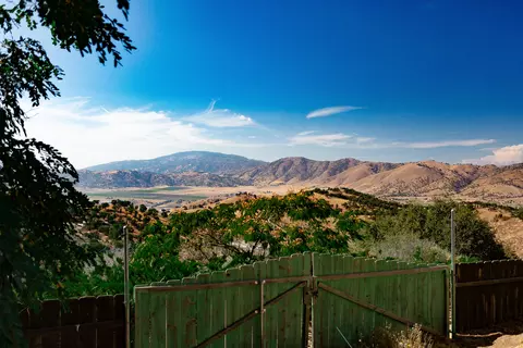 23201 Fondue Ct, Tehachapi, CA 93561 photo 33