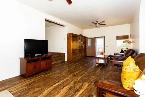 23201 Fondue Ct, Tehachapi, CA 93561 photo 10