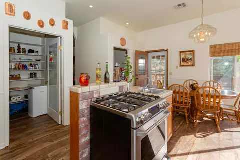 23201 Fondue Ct, Tehachapi, CA 93561 photo 16