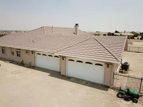 6784 Elder Ave, Rosamond, CA 93560 photo 5