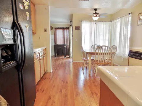 43708 Byron Dr, Lancaster, CA 93535 photo 10
