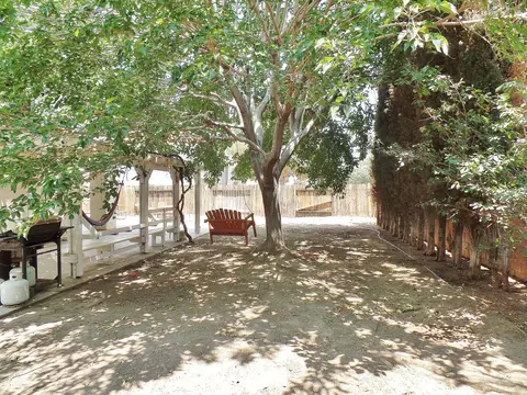 43708 Byron Dr, Lancaster, CA 93535 photo 47