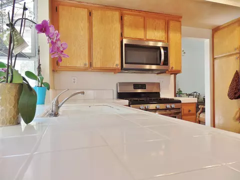 43708 Byron Dr, Lancaster, CA 93535 photo 7