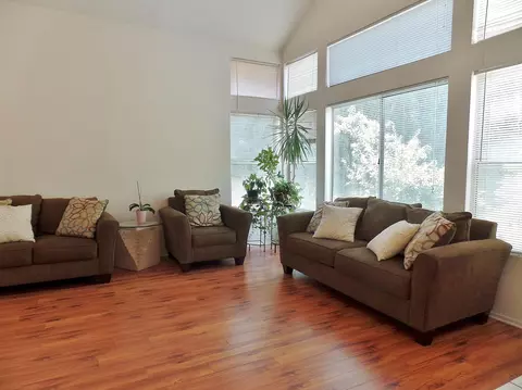 43708 Byron Dr, Lancaster, CA 93535 photo 13