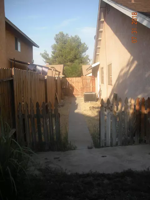 44037 11th St E, Lancaster, CA 93535 photo 34