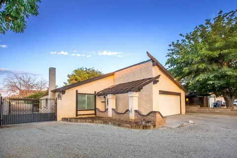 44542 Benald St, Lancaster, CA 93535 photo 1