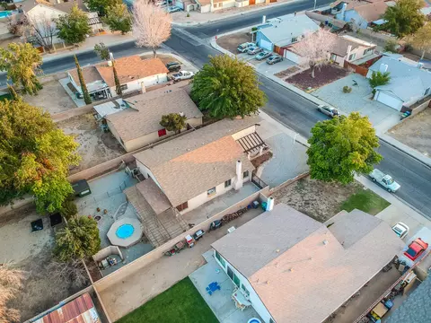 44542 Benald St, Lancaster, CA 93535 photo 32
