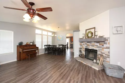 2622 Rolling Pines Road Rd, Palmdale, CA 93550 photo 6