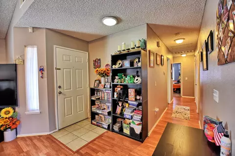 809 W Avenue H2, Lancaster, CA 93534 photo 3