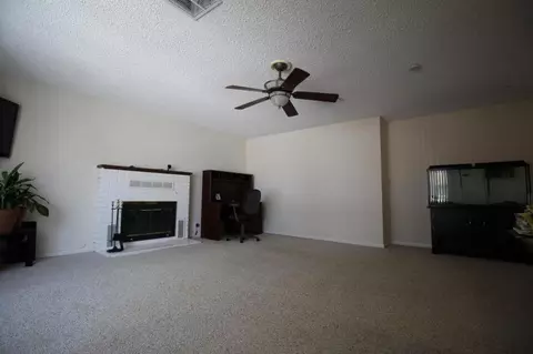 44127 W 11th St, Lancaster, CA 93534 photo 8
