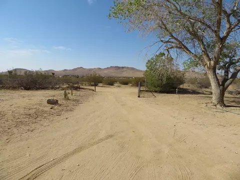 5845 Gerber Ave, Mojave, CA 93501 photo 14