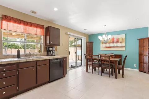 37503 Laurel Ct, Palmdale, CA 93552 photo 7