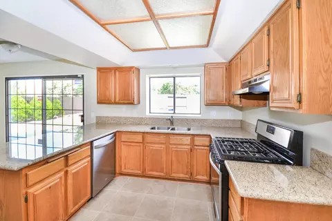 37704 E 53rd St, Palmdale, CA 93552 photo 7