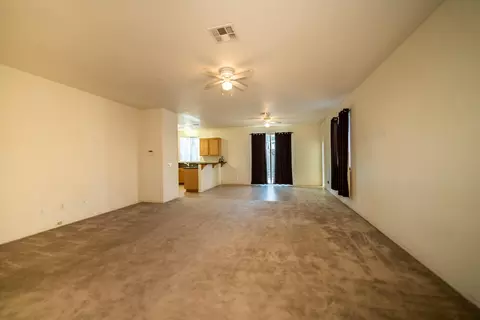 739 Pino Ave, Lancaster, CA 93535 photo 4