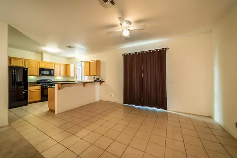 739 Pino Ave, Lancaster, CA 93535 photo 14