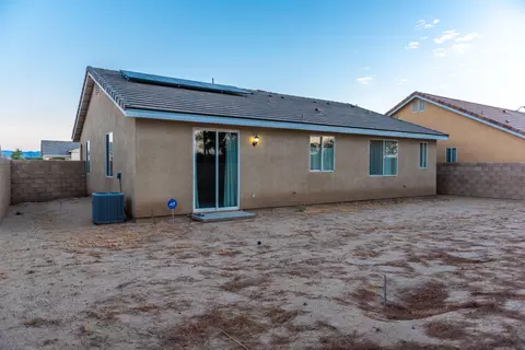 739 Pino Ave, Lancaster, CA 93535 photo 22