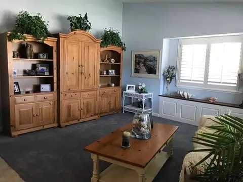 6245 Azalea Dr, Lancaster, CA 93536 photo 3