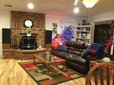 6245 Azalea Dr, Lancaster, CA 93536 photo 21