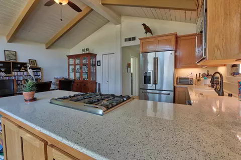 24221 Deertrail Dr, Tehachapi, CA 93561 photo 3
