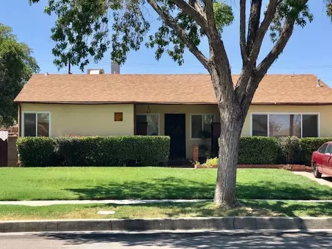 44533 Cedar Ave, Lancaster, CA 93534 photo 2