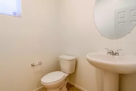 2534 Mapleleaf, Palmdale, CA 93551 photo 6