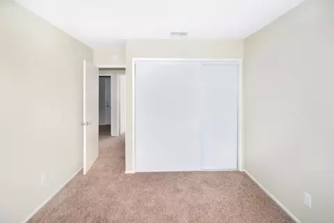 4936 Halen St, Palmdale, CA 93552 photo 13