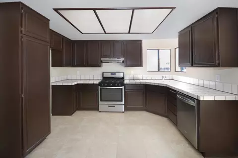 4936 Halen St, Palmdale, CA 93552 photo 5
