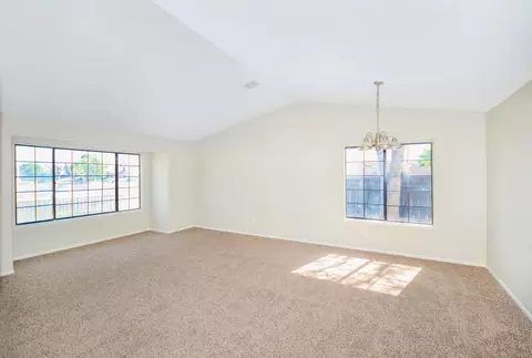 4936 Halen St, Palmdale, CA 93552 photo 3