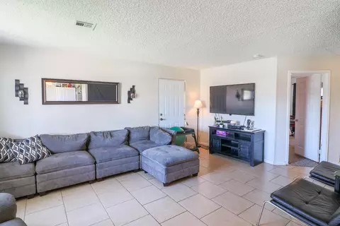 38645 32nd St E, Palmdale, CA 93550 photo 7