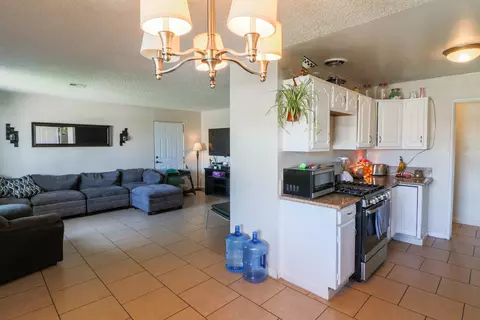 38645 32nd St E, Palmdale, CA 93550 photo 6