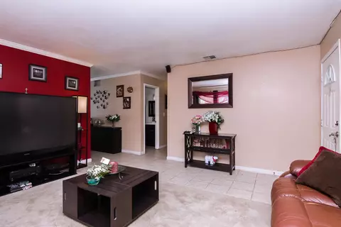 835 E Kildare St, Lancaster, CA 93535 photo 19