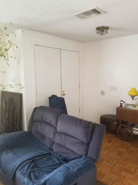 633 E Ivesbrook Street St, Lancaster, CA 93535 photo 17