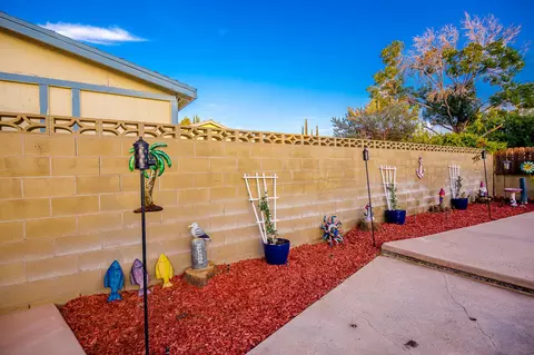 44436 Benald St, Lancaster, CA 93535 photo 28