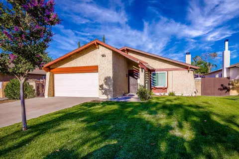 44436 Benald St, Lancaster, CA 93535 photo 1