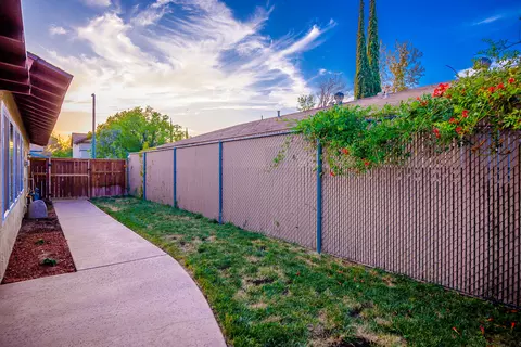 44436 Benald St, Lancaster, CA 93535 photo 31