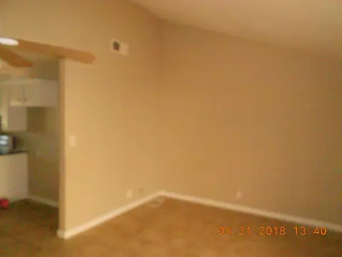 44806 Denmore Ave, Lancaster, CA 93535 photo 4