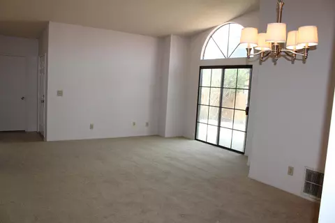 1854 Einstein St, Lancaster, CA 93535 photo 4