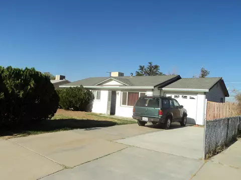 12627 Daisy St, Boron, CA 93516 photo 4