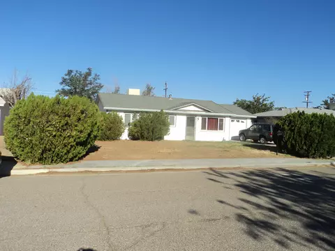12627 Daisy St, Boron, CA 93516 photo 2