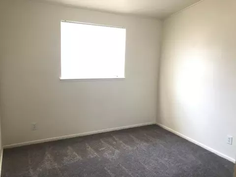 44035 E 3rd St, Lancaster, CA 93535 photo 10