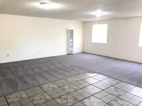 44035 E 3rd St, Lancaster, CA 93535 photo 4