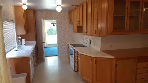 37246 E 51st St, Palmdale, CA 93552 photo 7