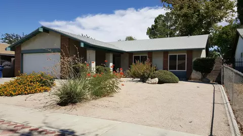 37246 E 51st St, Palmdale, CA 93552 photo 1