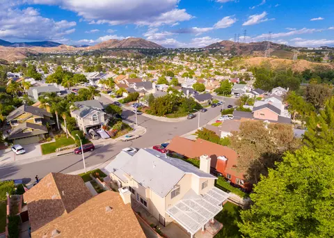 22834 White Pine Pl, Santa Clarita, CA 91390 photo 42